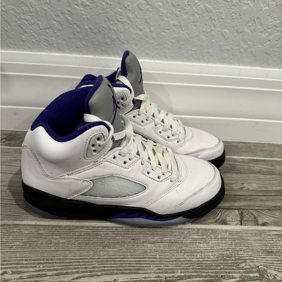Air Jordan 5 Retro - Picture 4 of 7